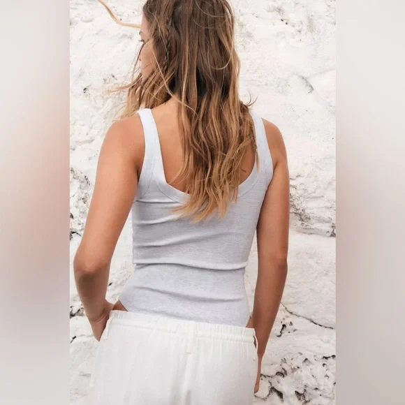 ZARA Ribbed Bodysuit - Picture 3 of 11